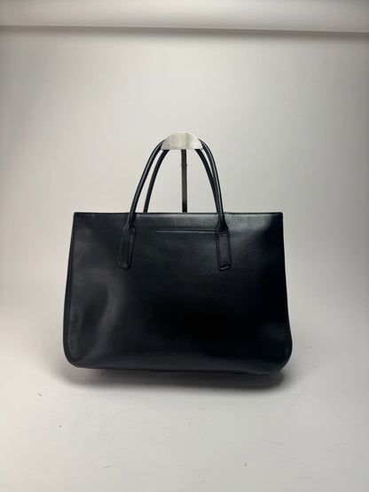 Sac vintage en cuir noir Issey Miyake
