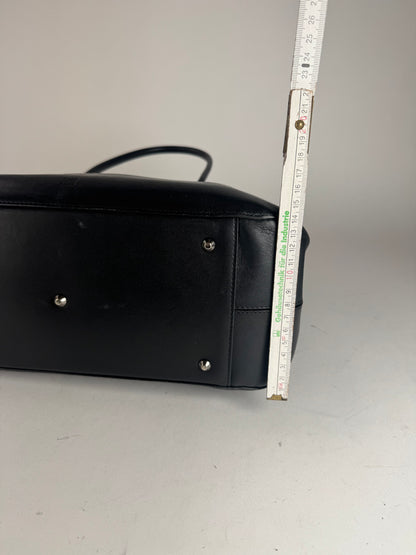 Sac vintage en cuir noir Issey Miyake