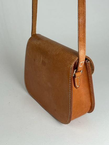 Vintage Courreges Kamel Leather bag