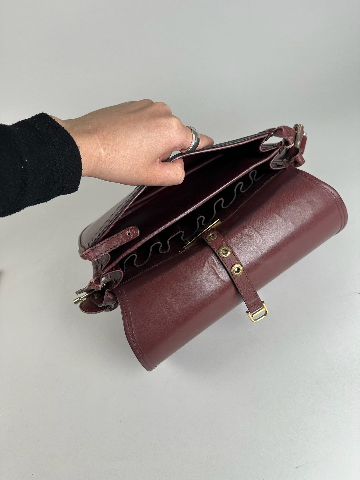 Vintage Cartier leather shoulder bag burgundy