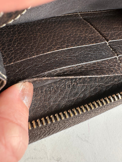 Vintage Gucci GG Embossed Leather Zip Wallet Dark Brown Gold