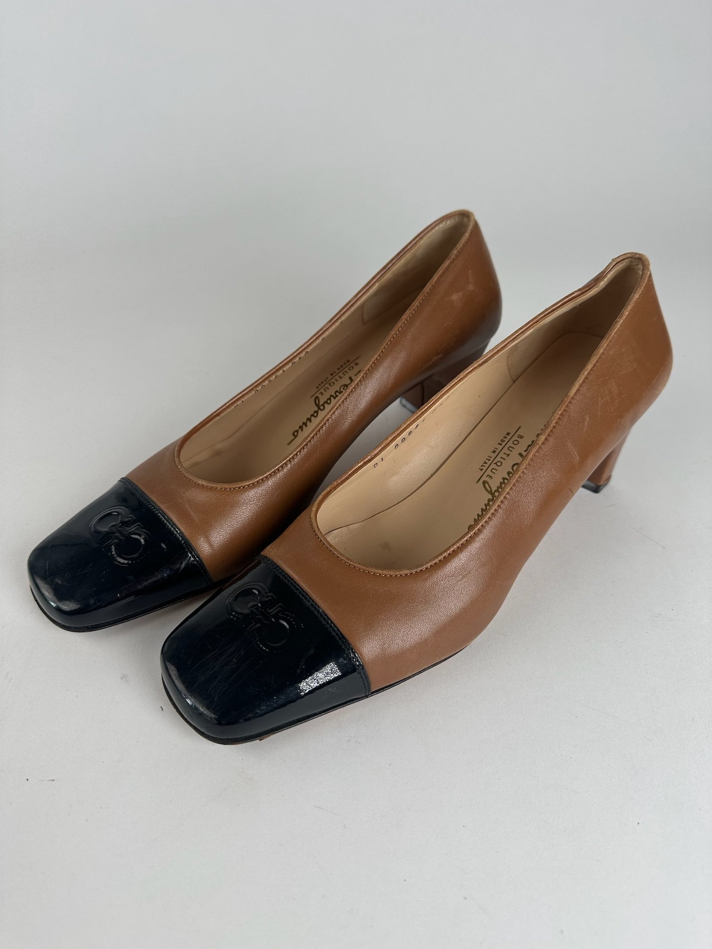 Vintage  Salvatore Ferragamo Leather pumps brown black