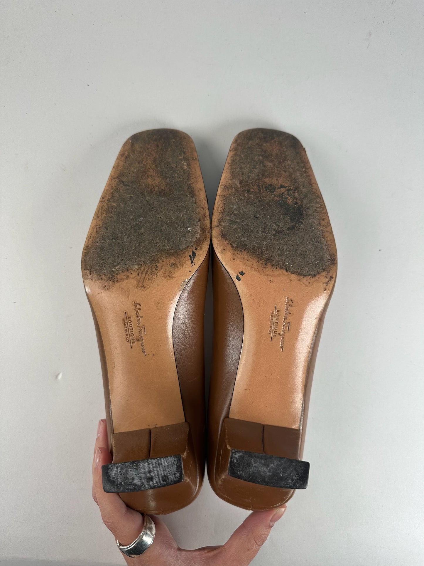 Vintage  Salvatore Ferragamo Leather pumps brown black