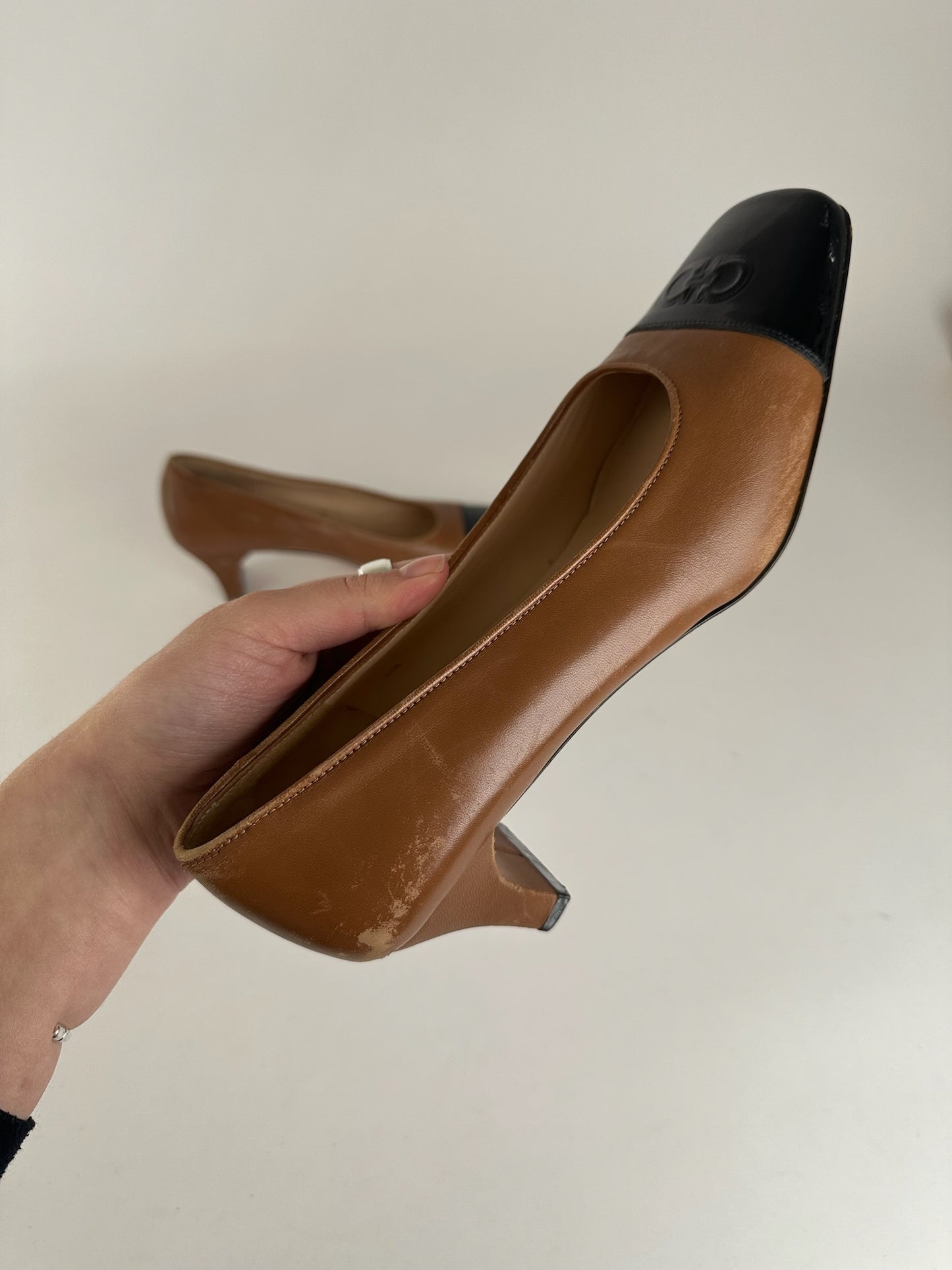 Vintage  Salvatore Ferragamo Leather pumps brown black