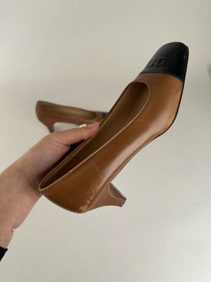 Vintage  Salvatore Ferragamo Leather pumps brown black