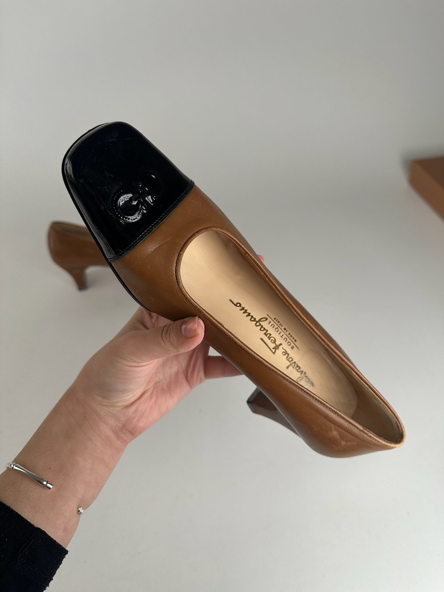 Vintage  Salvatore Ferragamo Leather pumps brown black