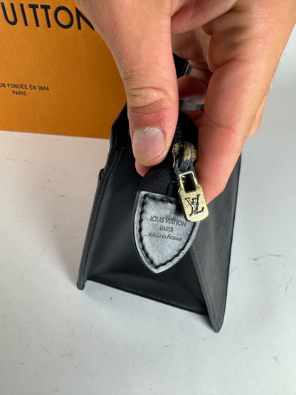 Sac à main vintage Louis Vuitton en cuir EPI noir