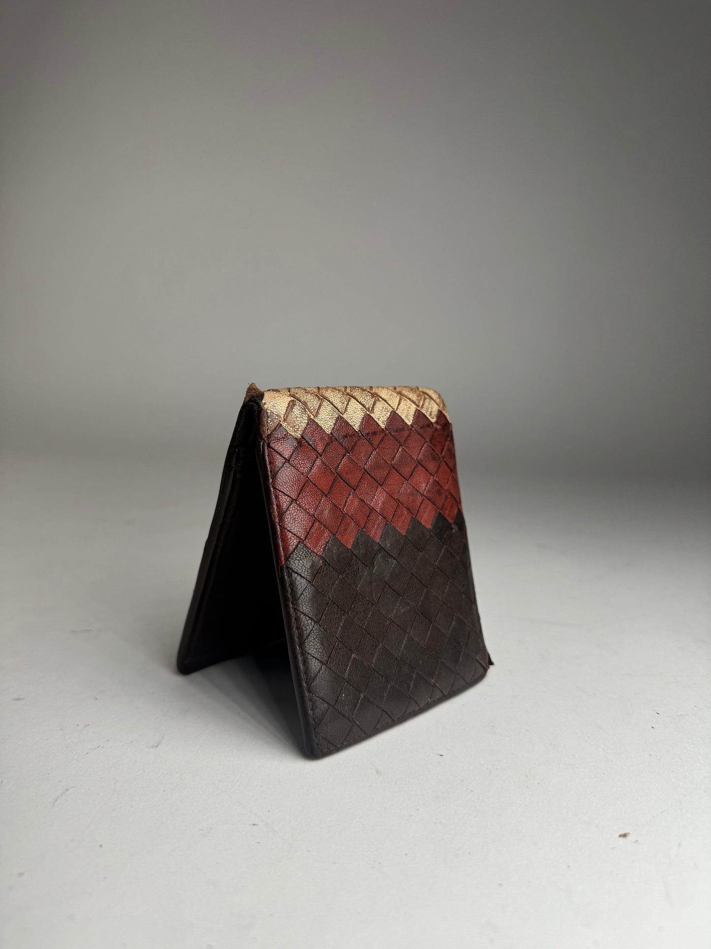 Vintage Bottega Veneta Intrecciato Leather Wallet Beige Red Brown Flapable