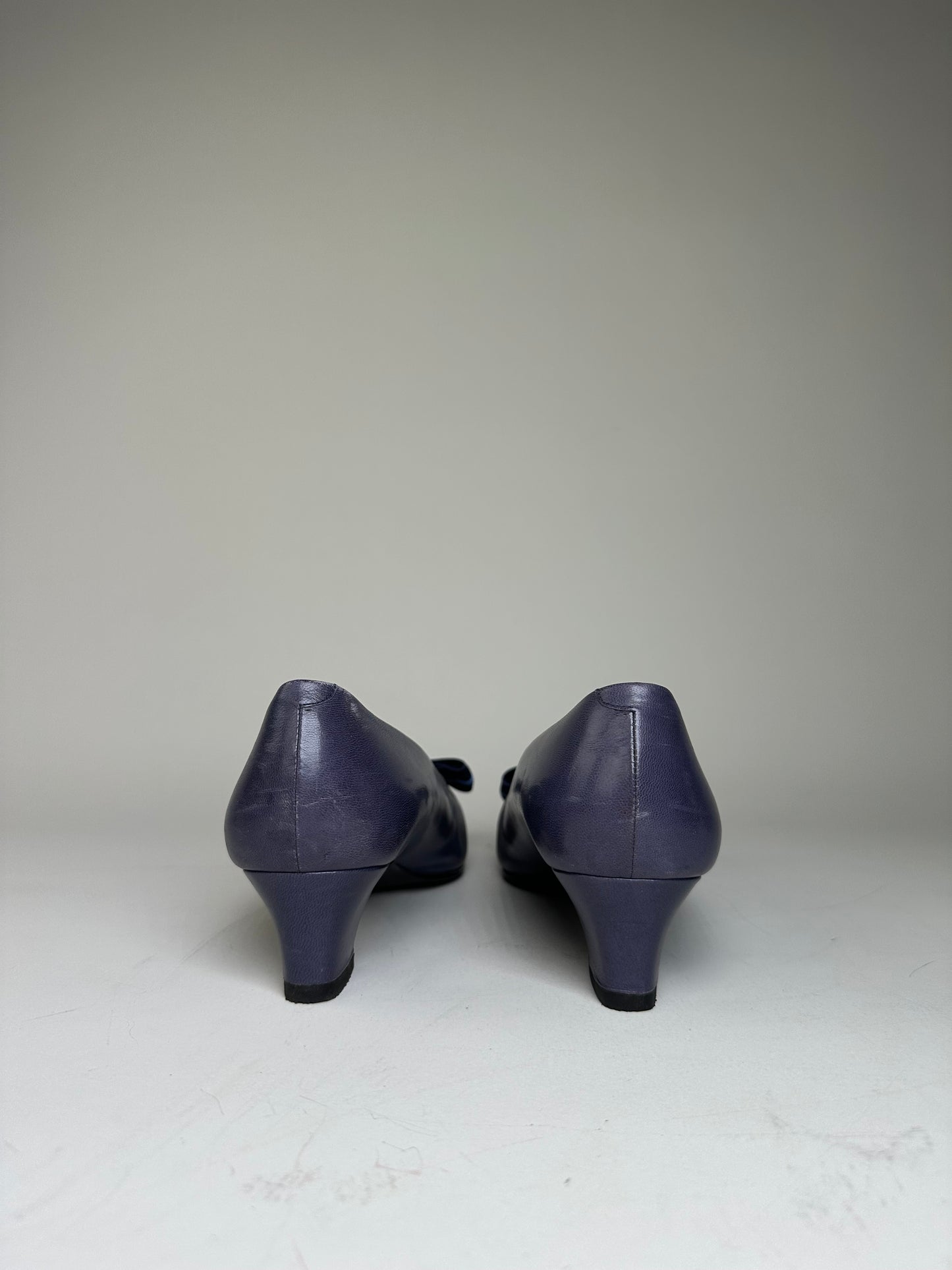 Vintage Chloe Leather Bow Heels Dark Purple Navy EU36.5