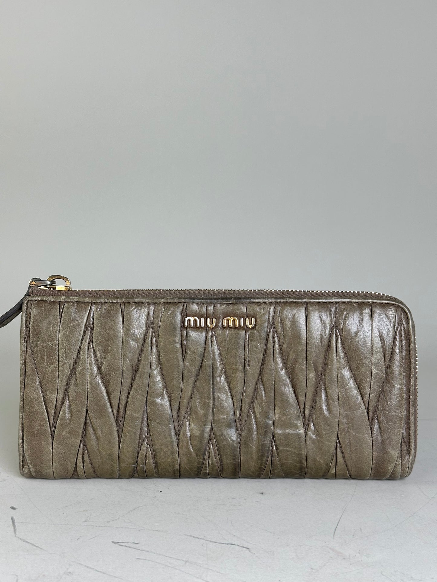 Vintage Miu Miu Leather Zip Wallet Olive Green Gold
