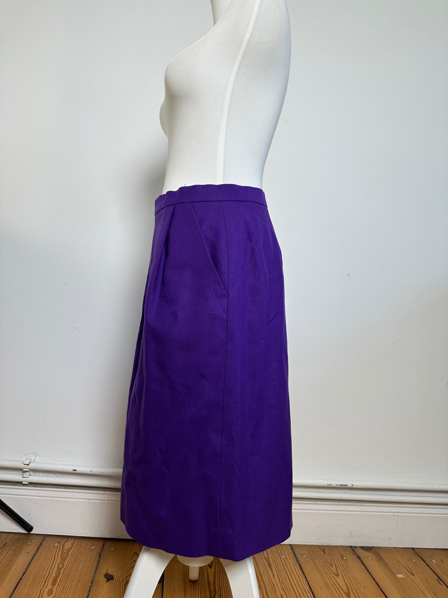 Vintage Givenchy Wool Pencil Skirt Purple L