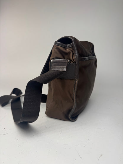 Sac Prada vintage en polyester kaki marron