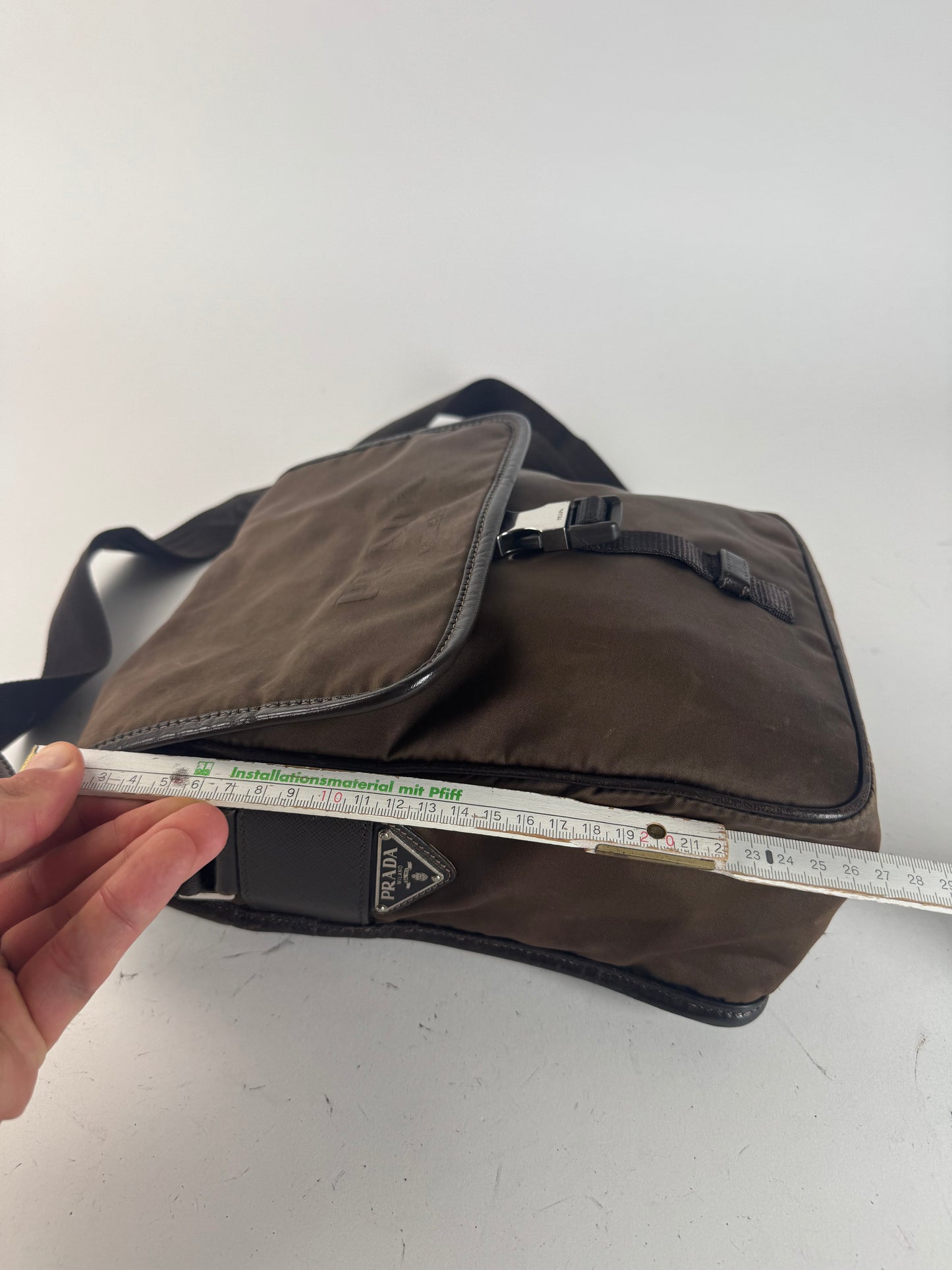 Sac Prada vintage en polyester kaki marron