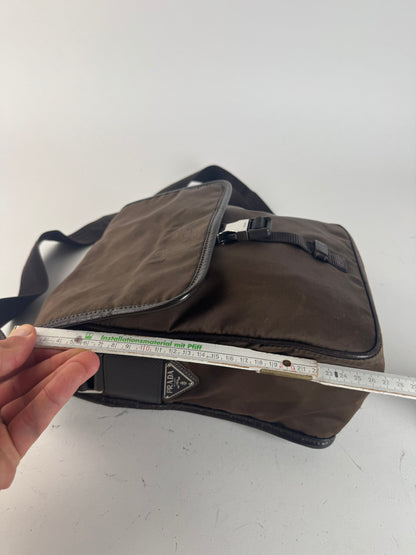 Sac Prada vintage en polyester kaki marron