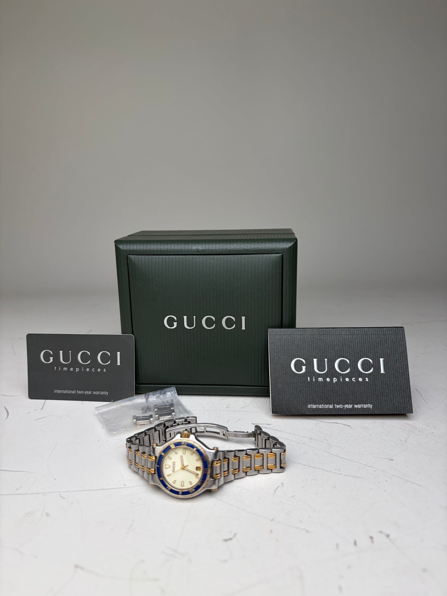 Vintage Gucci Stainless Steel Bracelet Watch Silver Gold