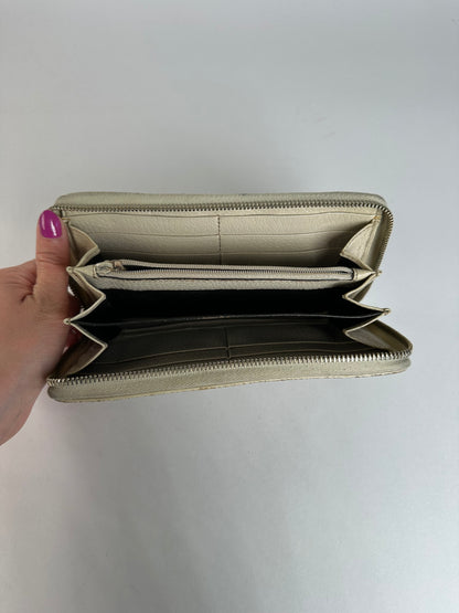 Vintage Gucci GG Canvas Zip-Around Wallet Beige