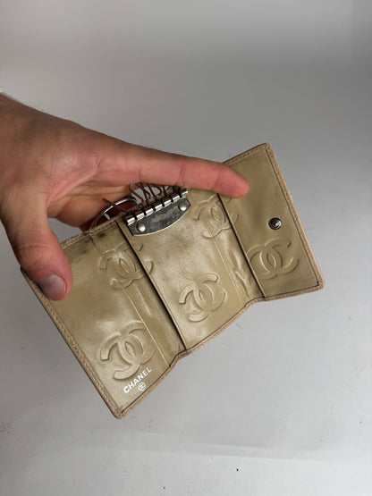 Vintage Chanel Leather Key Holder Beige black