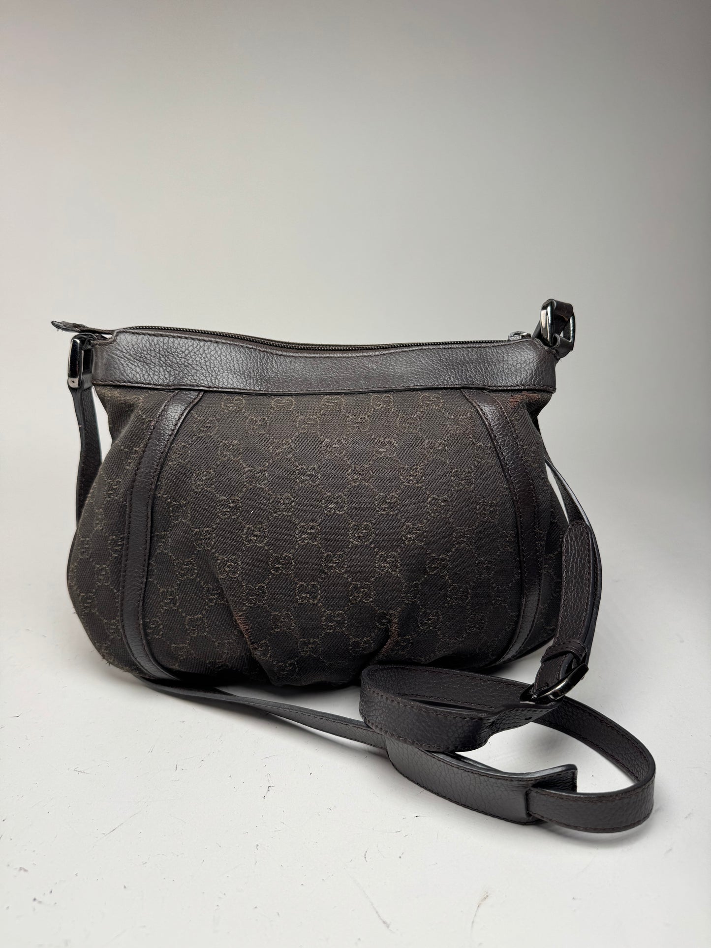 Sac vintage en toile monogrammée Gucci D Lock noir