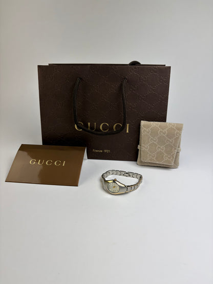 Vintage Gucci Stainless Steel Ladies Quartz Watch Late 1990s Silver Gold