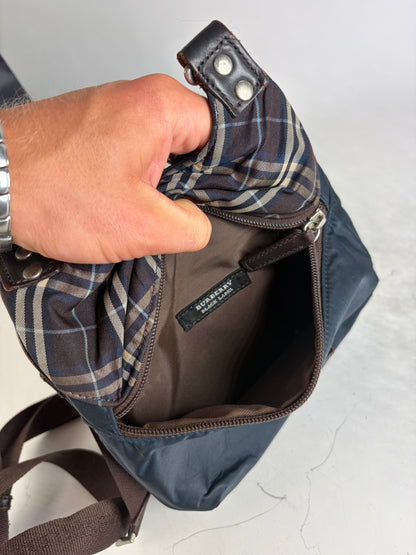 Vintage Burberry Coated Canvas Shoulder Bag Navy Brown
