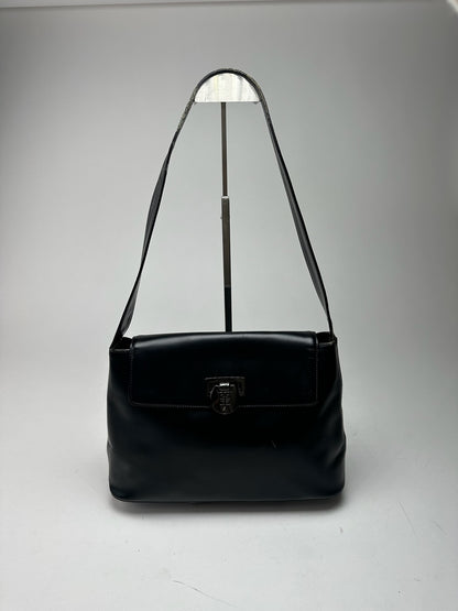 Vintage Givenchy 4G leather bag black