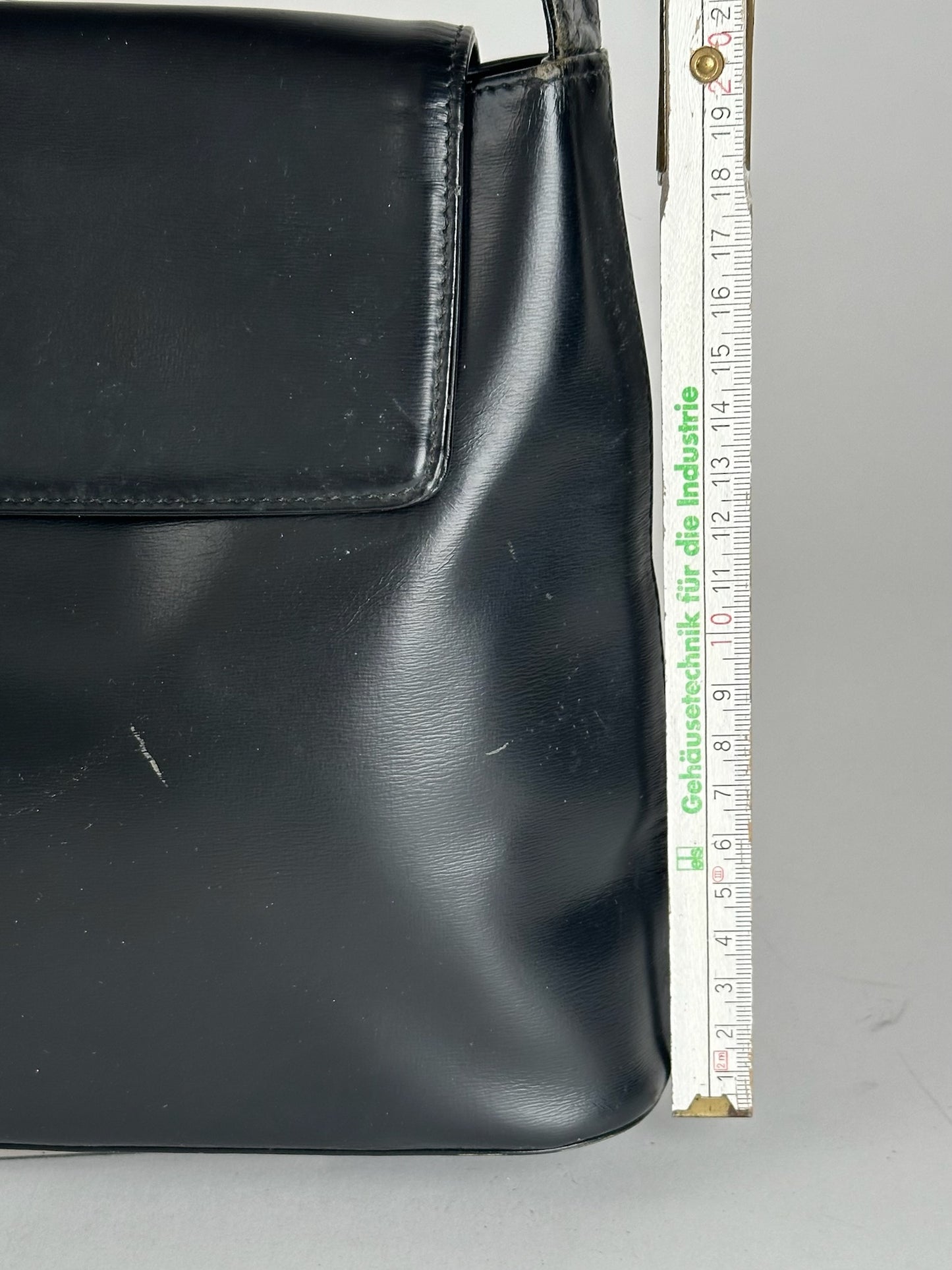 Vintage Givenchy 4G leather bag black