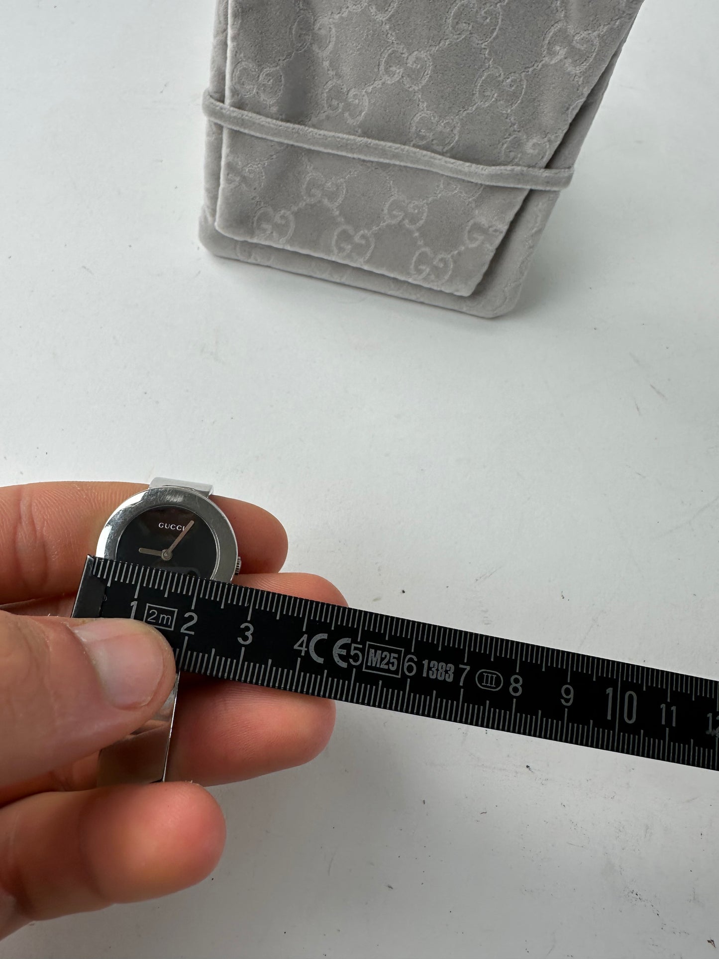 Vintage Gucci Quartz Steel Watch silver