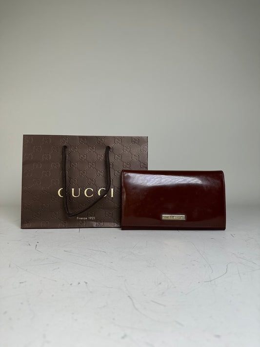 Vintage Gucci Leather Wallet Burgundy Gold Clasp