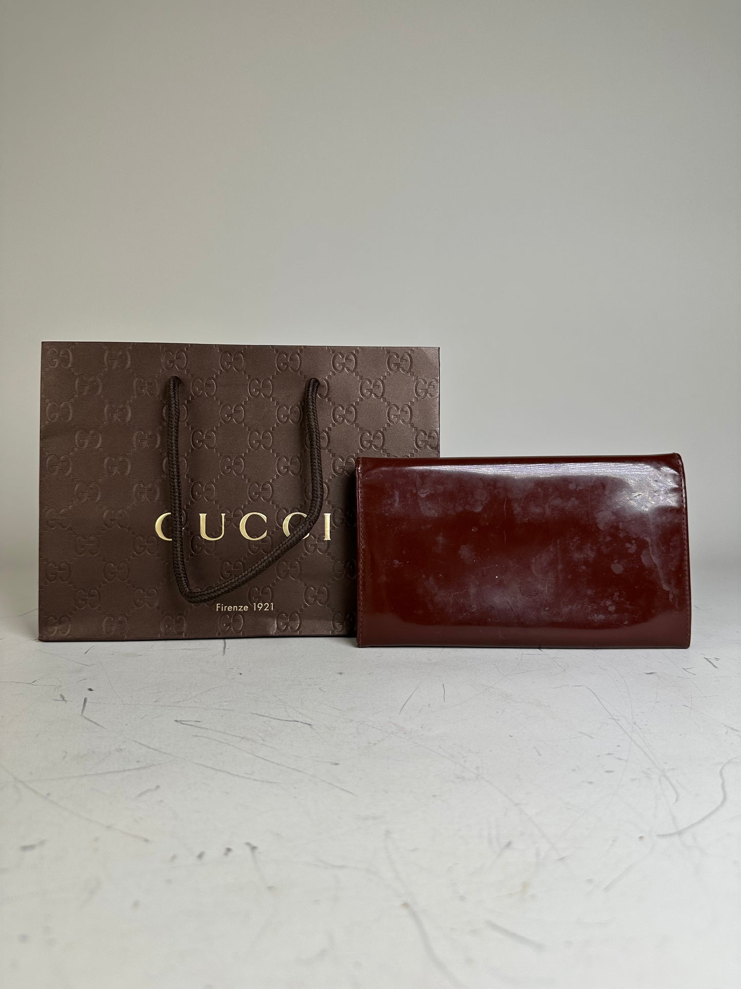 Vintage Gucci Leather Wallet Burgundy Gold Clasp