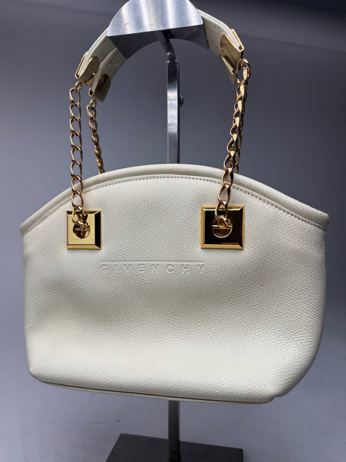 Sac vintage en cuir blanc Givenchy