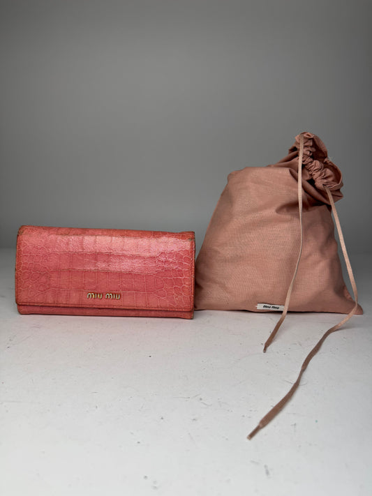 Vintage Miu Miu Crocodile Emblossed Patent Leather wallet Pink