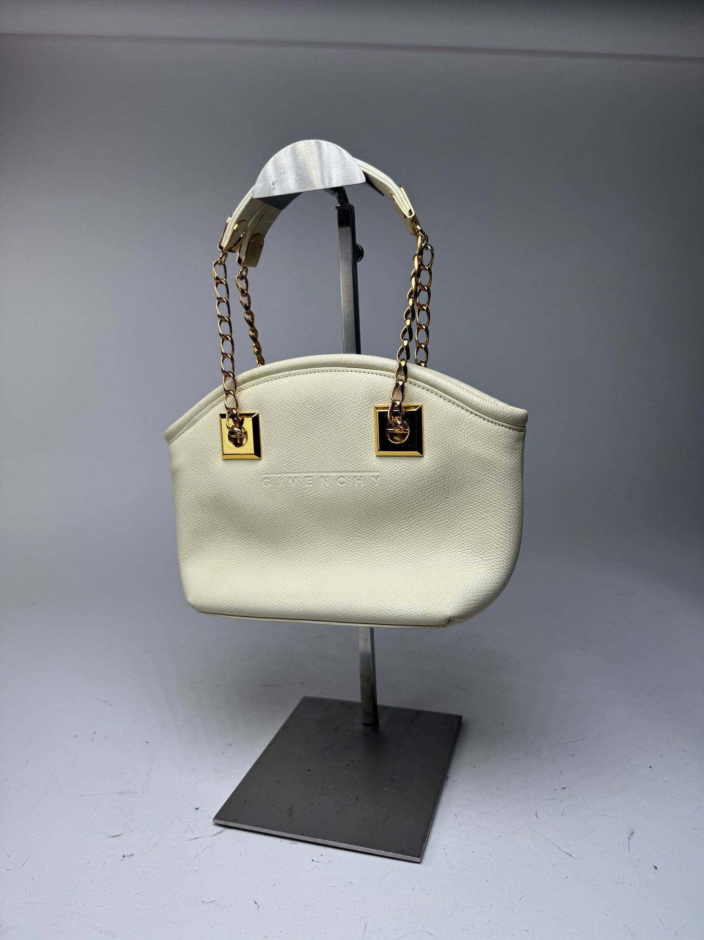 Sac vintage en cuir blanc Givenchy