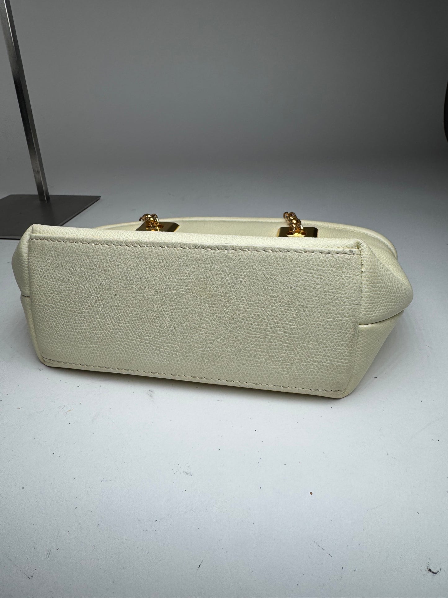 Sac vintage en cuir blanc Givenchy