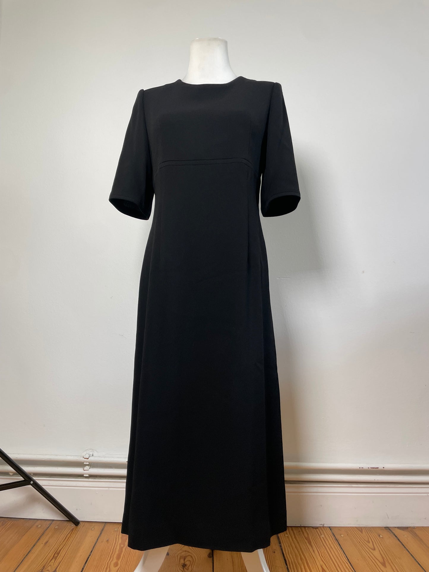 Vintage Chloe Crepe Midi Dress Black M