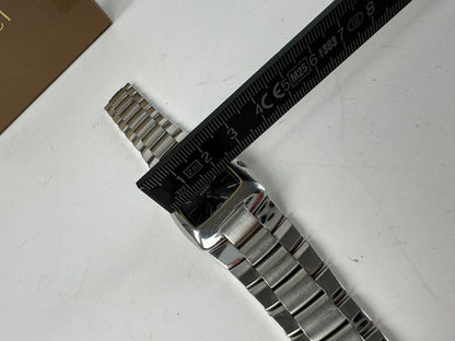 Vintage Gucci Steel Quartz Watch Silver