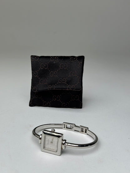 Vintage Gucci 1900L Bangle Watch Stainless Steel Silver