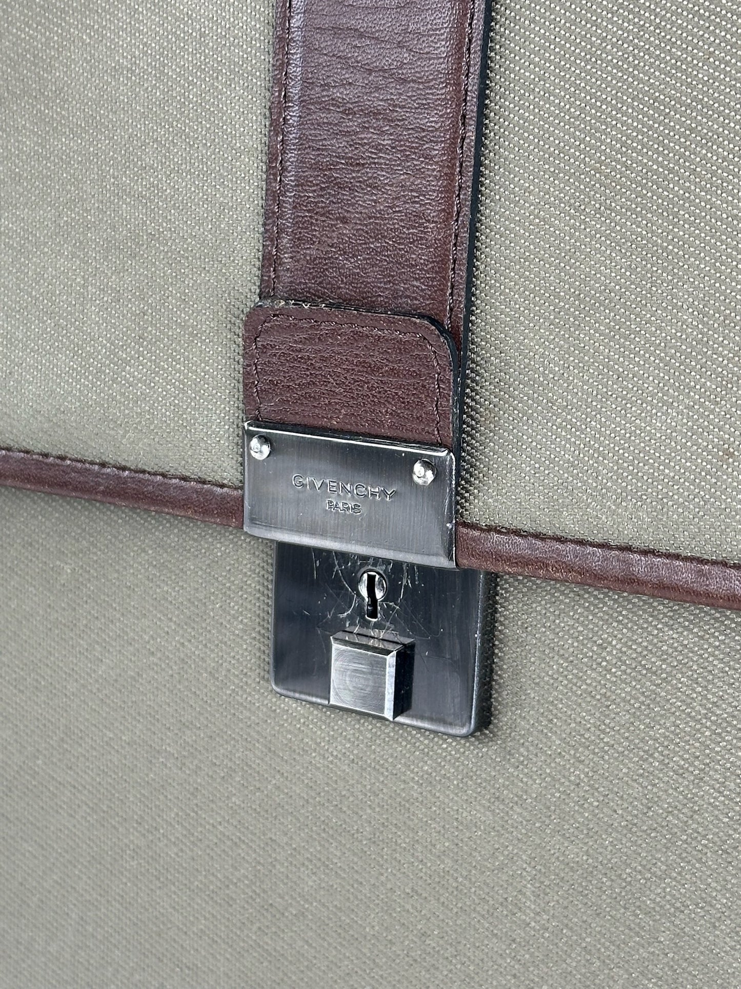 Serviette vintage en cuir et toile Givenchy marron kaki