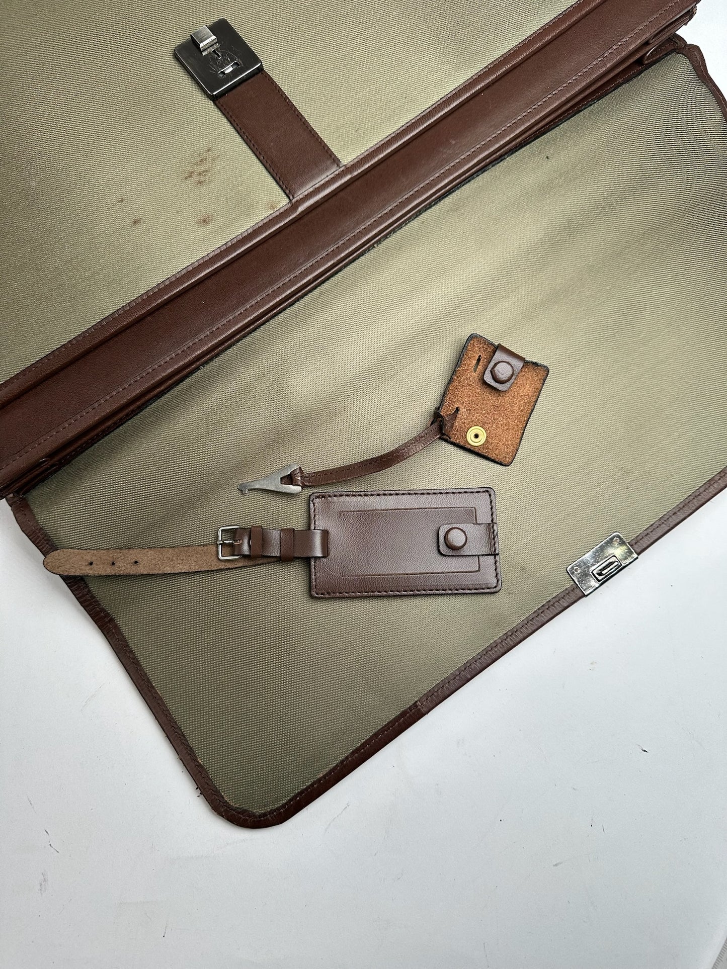 Serviette vintage en cuir et toile Givenchy marron kaki