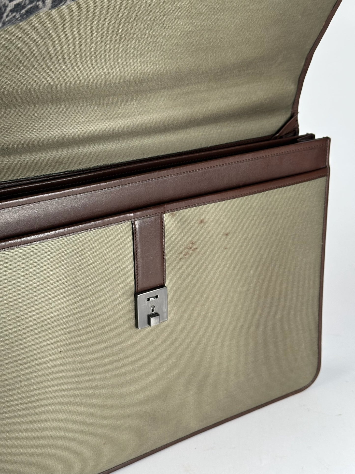 Serviette vintage en cuir et toile Givenchy marron kaki