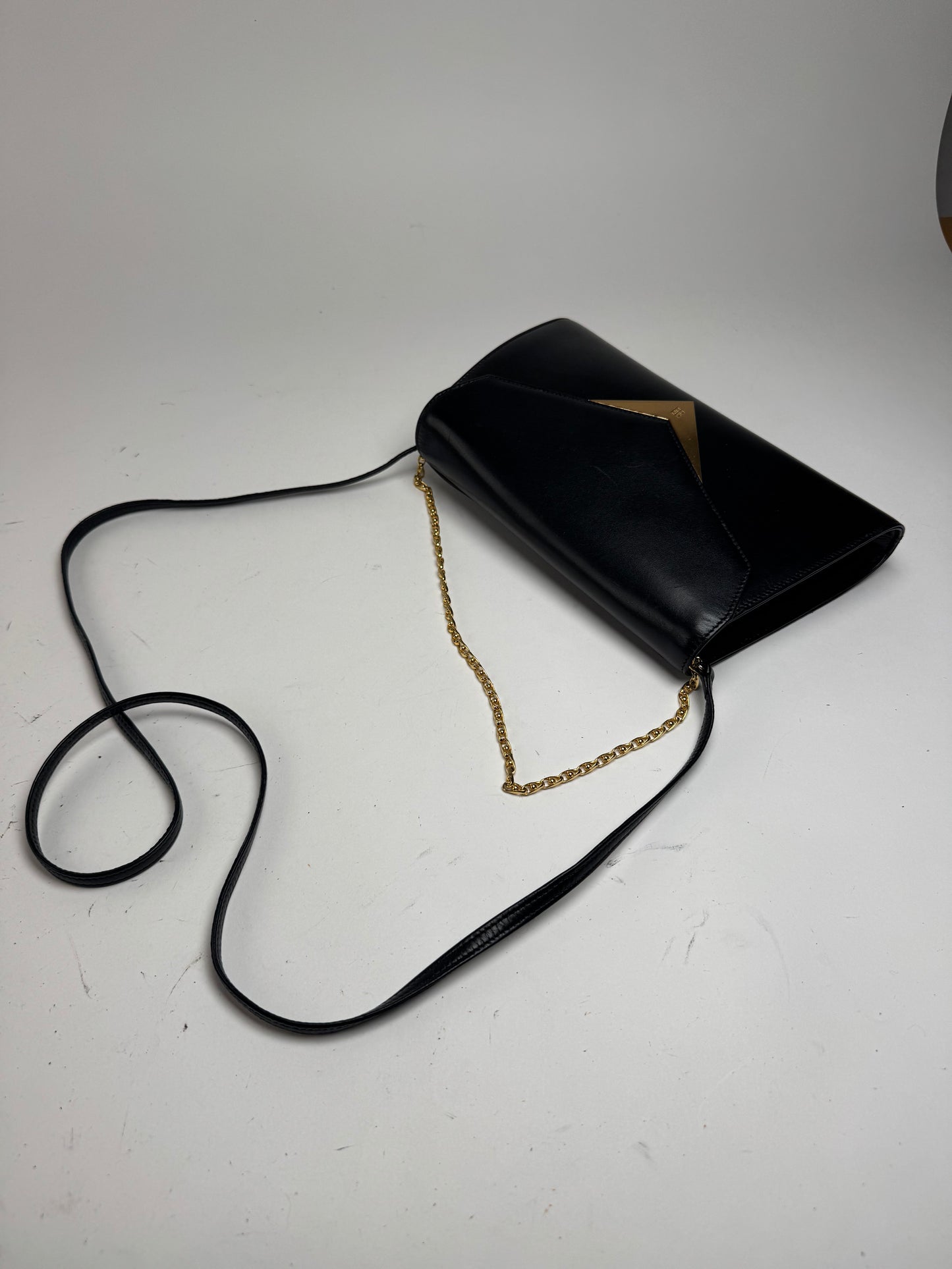 Sac vintage Givenchy en cuir noir à double sens