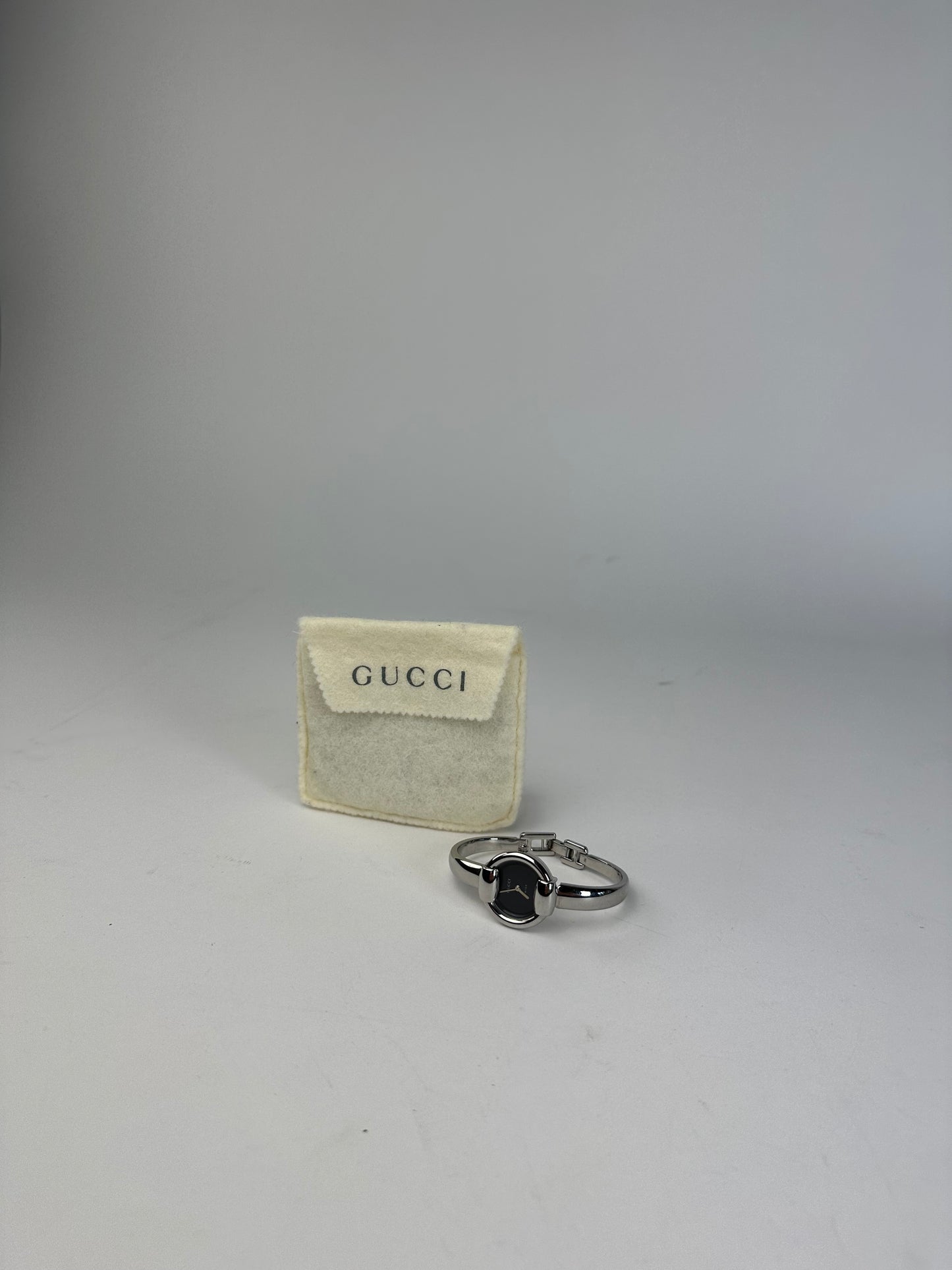 Vintage Gucci 1400L Quartz Watch Silver