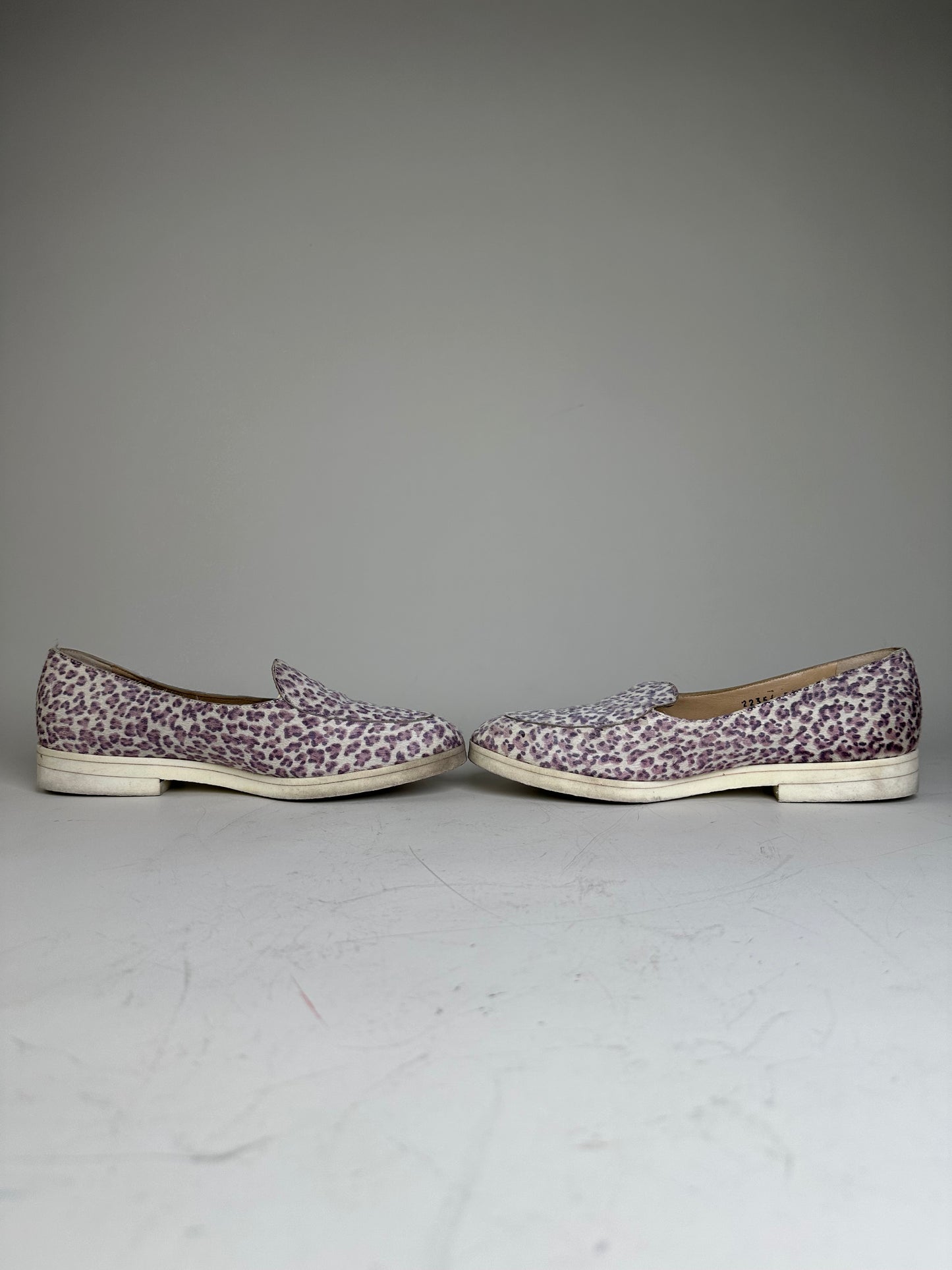 Vintage Bottega Veneta Embossed Leather Flats White Purple EU36.5