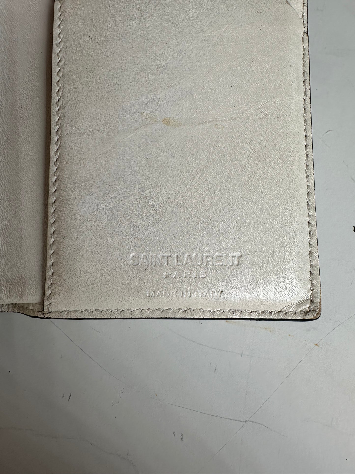 Vintage Saint Leather Wallet Cream Silver