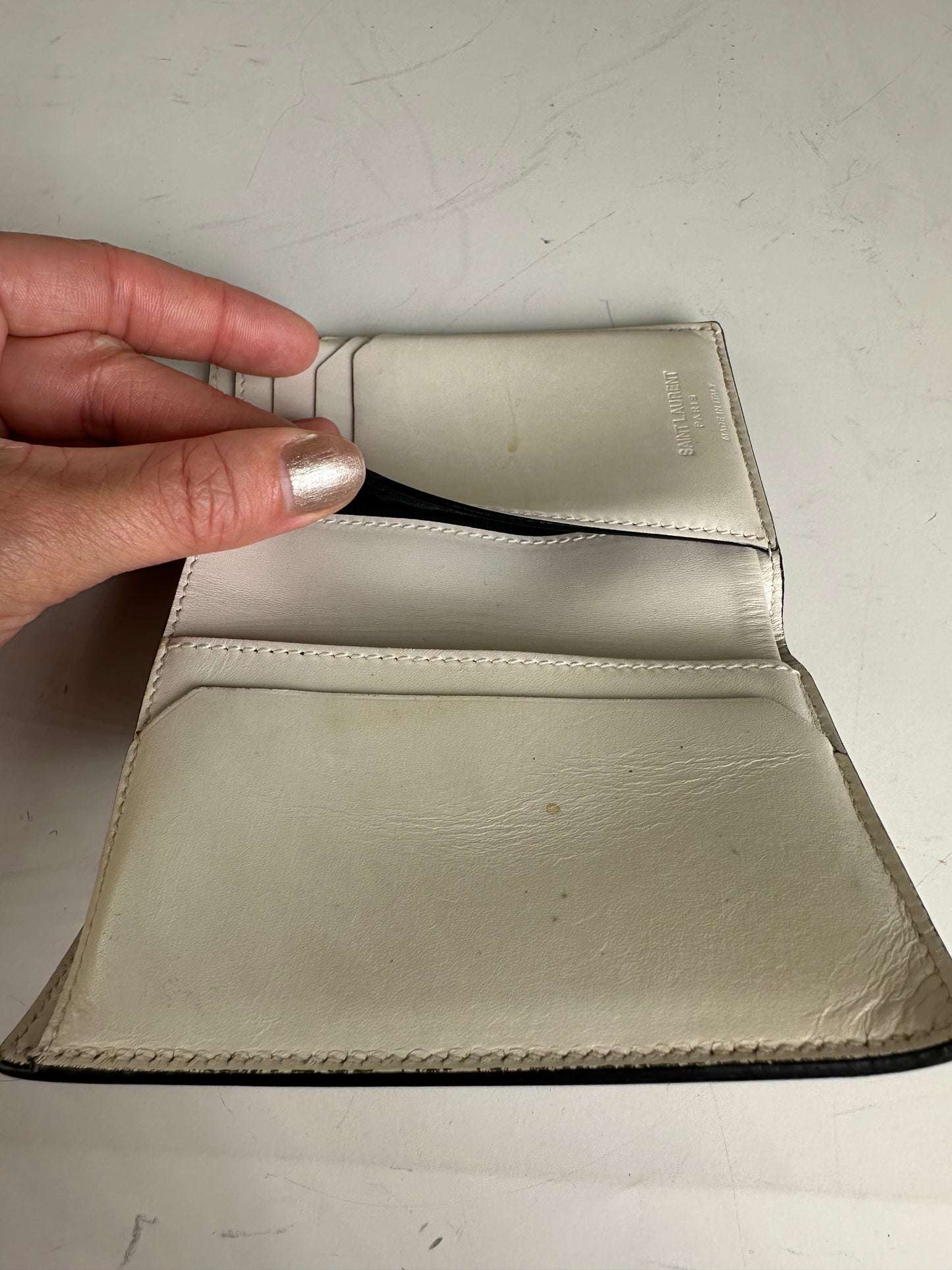 Vintage Saint Leather Wallet Cream Silver