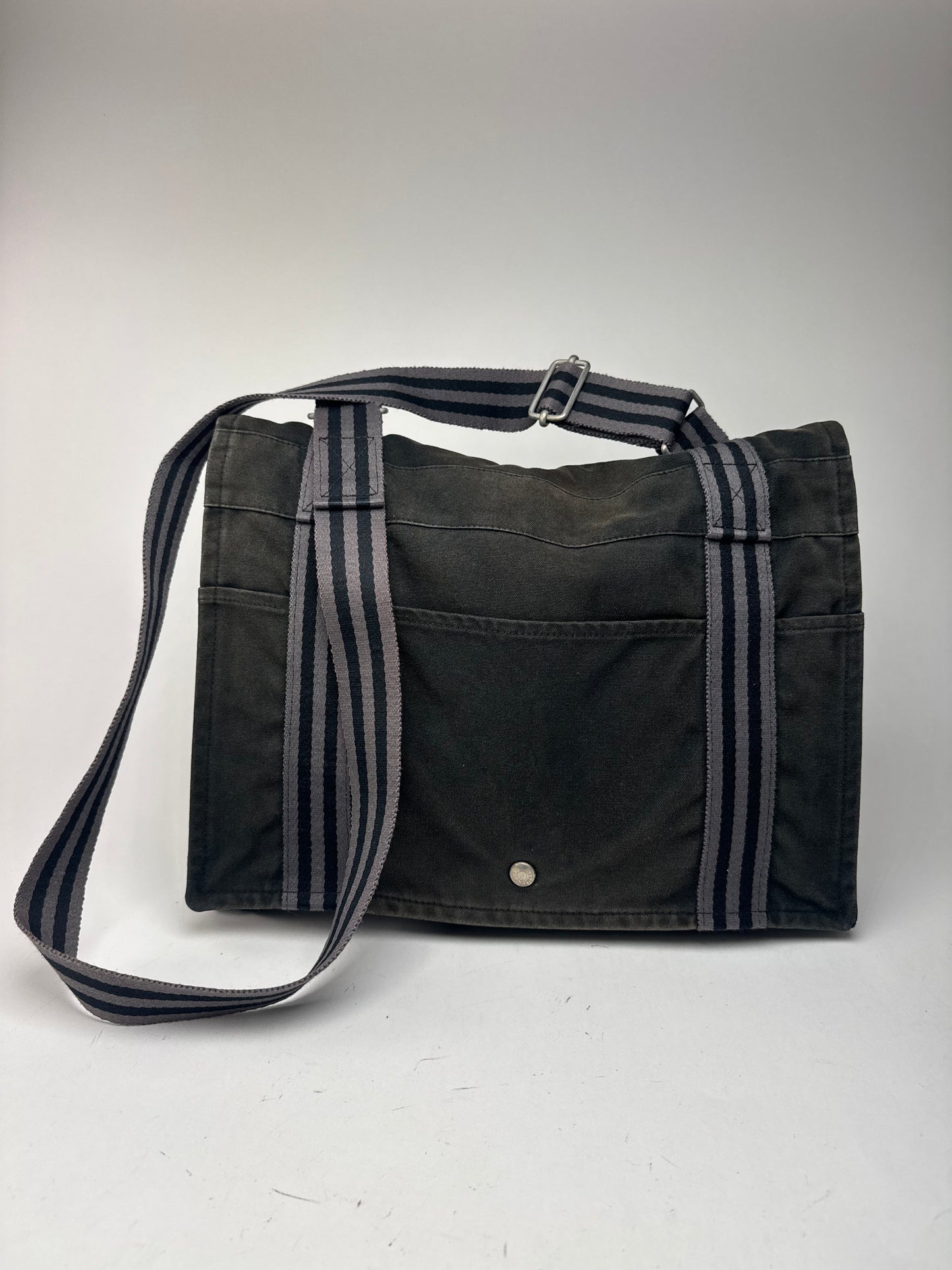 Sac à bandoulière vintage Hermès en toile noire