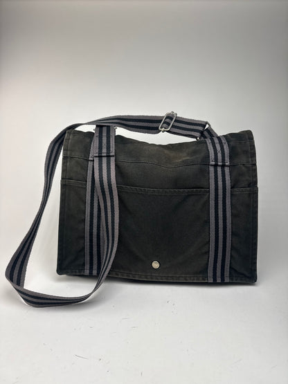 Sac à bandoulière vintage Hermès en toile noire