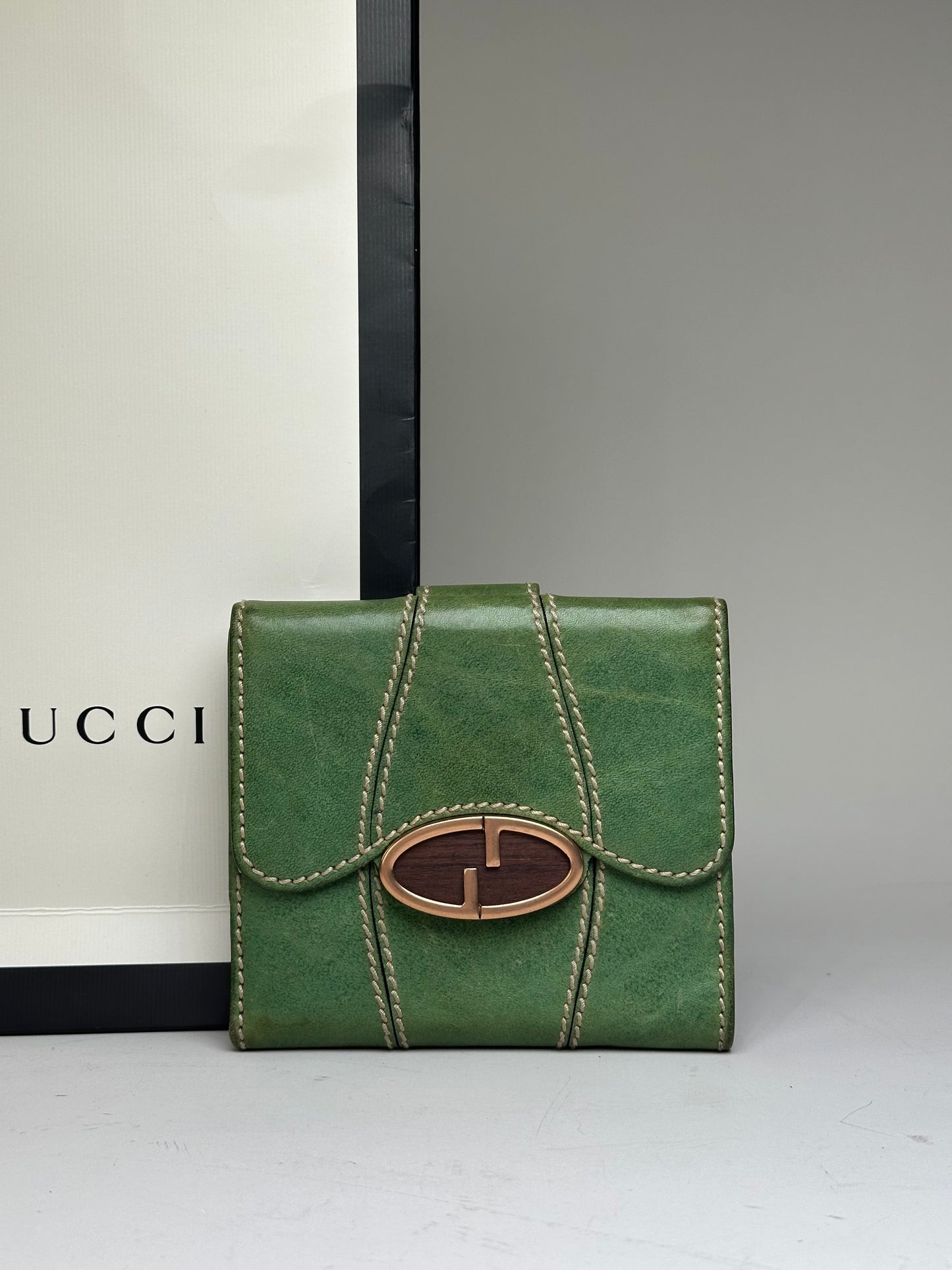 Vintage Gucci Leather Wallet Green Bronze Clasp