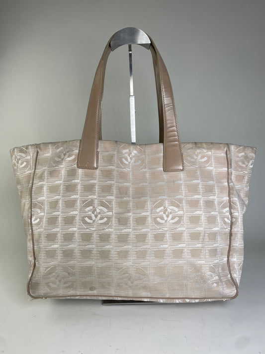Vintage Chanel Canvas Tote Bag Cream Beige Gold-Tone c. 2000