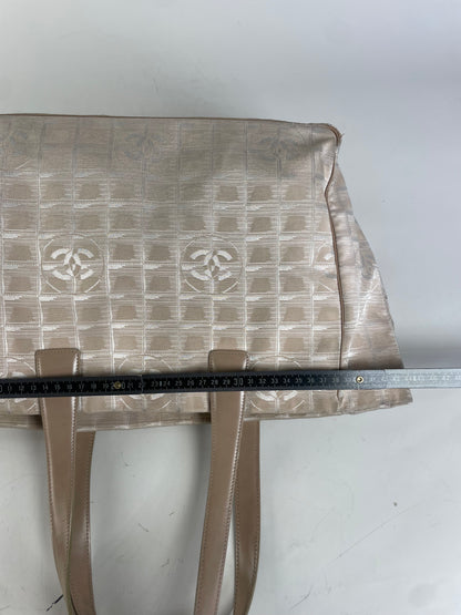 Vintage Chanel Canvas Tote Bag Cream Beige Gold-Tone c. 2000