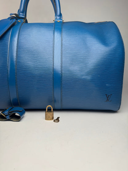 Sac de sport vintage Louis Vuitton en cuir EPI bleu